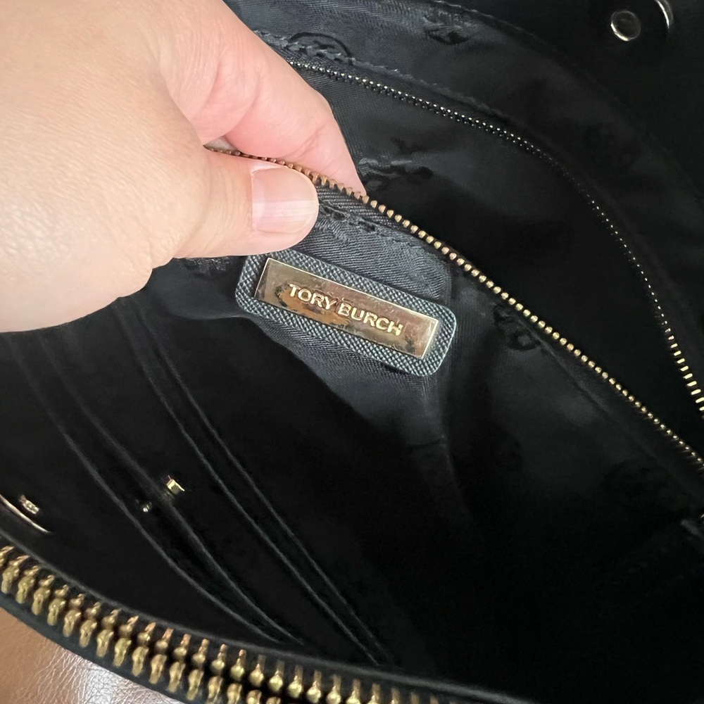 Tory Burch Shoulder Handbag - Picture 3 of 16